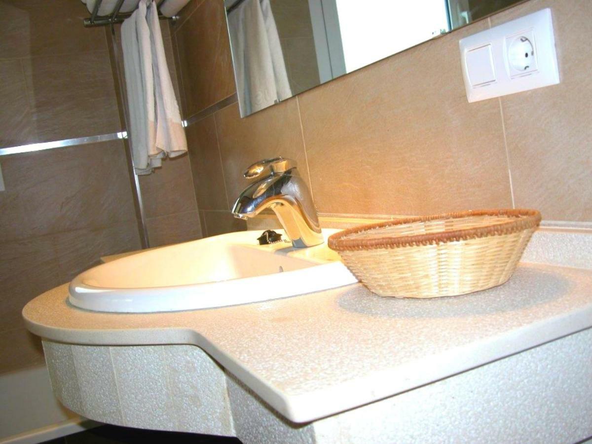 Apartamentos Guga Rta A Ca 00267 At Edif Complejo 2 Llaves Playa Коніль-де-ла-Фронтера Екстер'єр фото